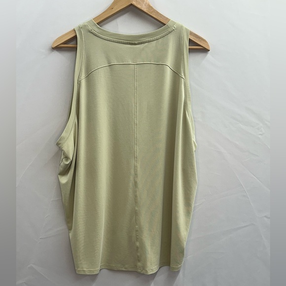 CALIA by Carrie Underwood Women’s Soft Green Wedge Relaxed Drape Tank, NWT, XL - Picture 2 of 6